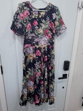 Artistry Womens 12 Navy Floral Maxi Dress Rayon Short Sleeve USA Cottagecore